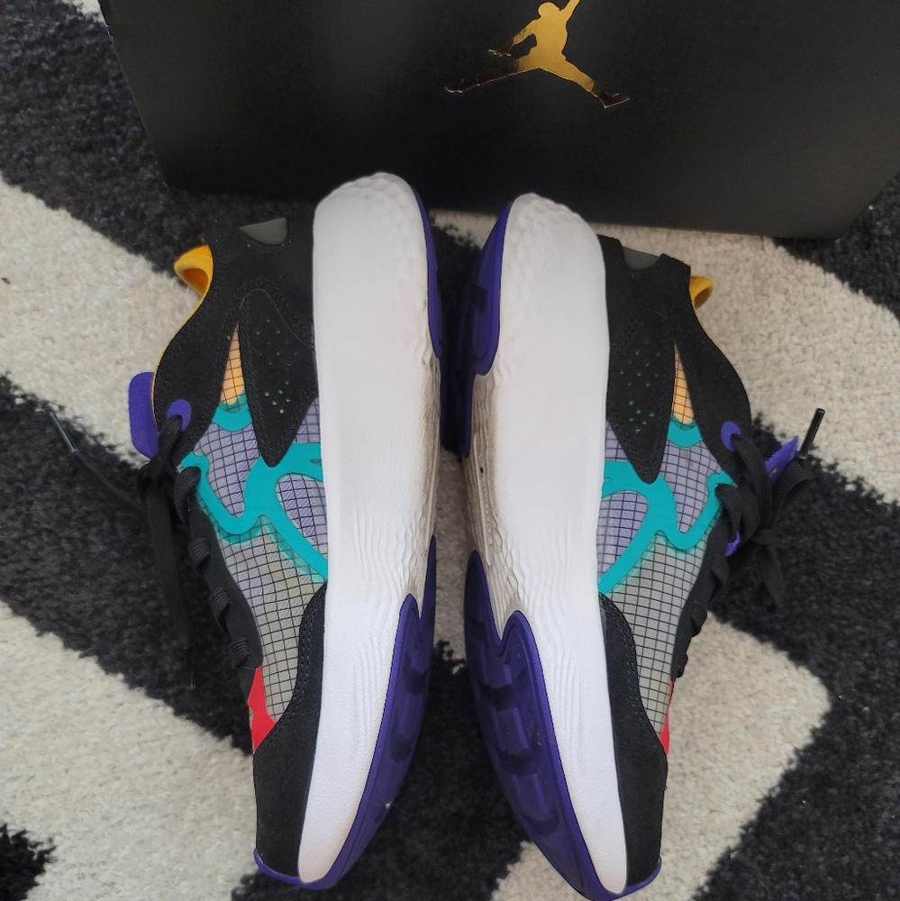 Jordan Delta 3 Low - Picture 3 of 11